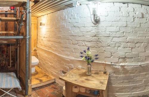 Abergele Other | Gracie's Lodge at Woody's Glamping