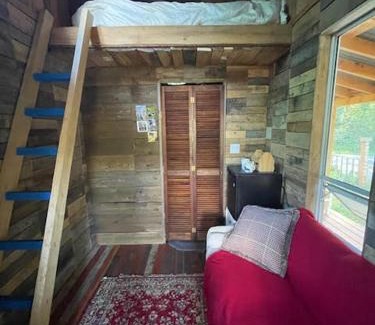 Powell River Ski Chalet | Gracies Grotto Cabin