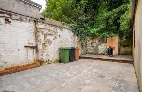 Armagh House | Grade II Listed Victorian house sleeps 8, 4 bedrooms
