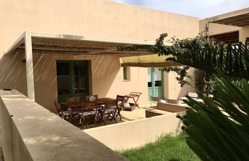 Menfi House | Graffeo Countryside Sea View Homes in Menfi in Sicily - House of the Bougainvillea -