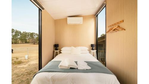 Moyston House | Grampians Views Moyston by Tiny Away