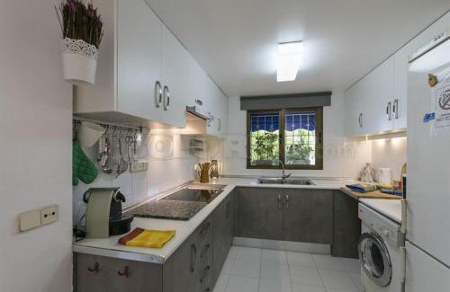 Gandia House | GRAN ADOSADO CON PISCINA PRIVADA en ZONA MUY TRANQUILA