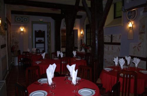 Olmedo Bed & Breakfast | Gran Posada La Mesnada