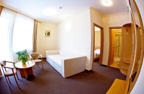 Kecskemet Hotel | Granada Conference, Wellness and Sport Hotel