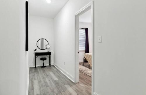 Saint Claude Apartment | Grand 10-Bedroom Oasis in NOLA