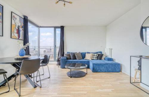 Rueil-Malmaison Apartment | Grand appartement avec belle vue Paris