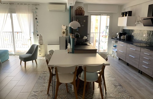 Belsunce Apartment | Grand Appartement T3 Central Avec Balcon