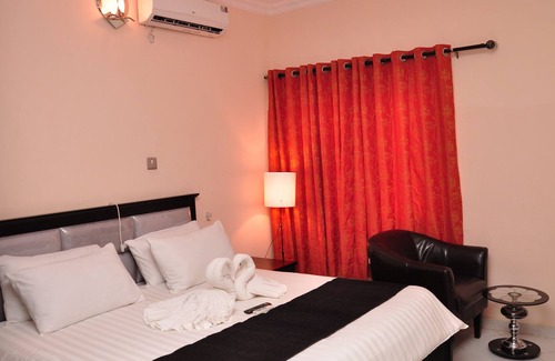 Ota Hotel | Grand Bank Link Hotel