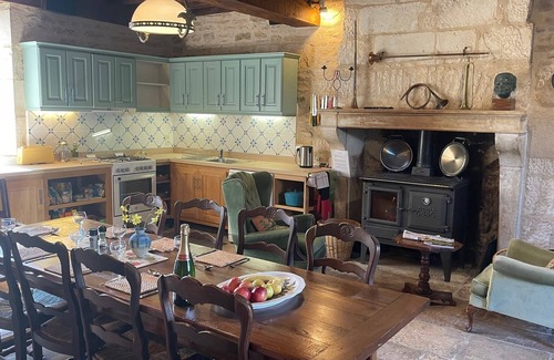 Dancevoir House | Grand Burgundian stone house in quiet village, 5 bedrooms, beautiful garden