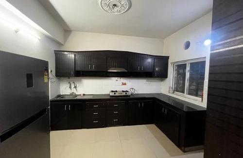 Manikonda House | Grand City Retreat 4BHK Balcony Bliss in Manikonda