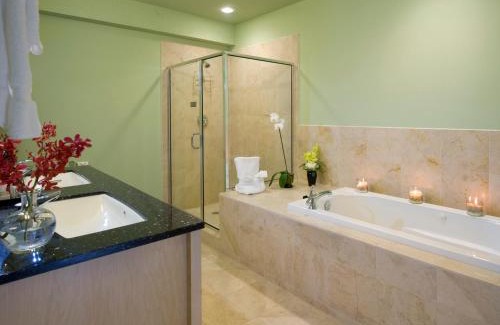 Downtown Historic District Hotel | Grand Eastonian Hotel & Suites
