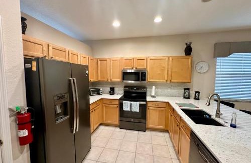 Highlands Reserve House | Grand Fabulous 4BR Pool Home near Disney