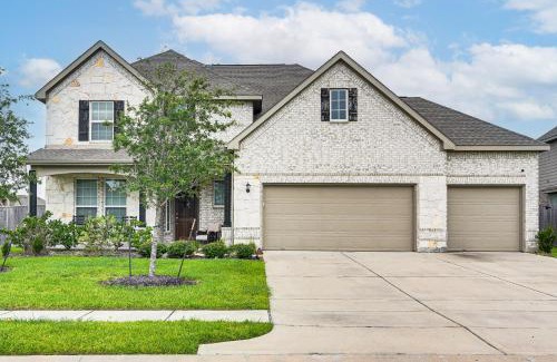 Iowa Colony House | Grand Family Home with Patio and Fenced Yard in Arcola