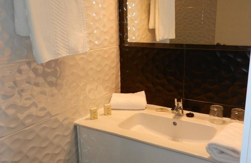 Nontron Hotel | Grand Hôtel Pélisson