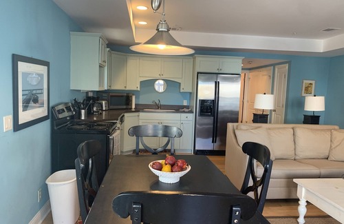 Grand Haven Condo | Grand Haven Cottages - 1 Bedroom Condo with Pool
