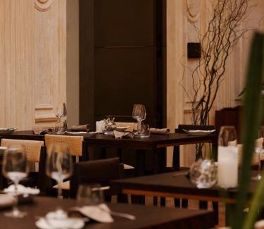 Srodmiescie Hotel | Grand Hotel