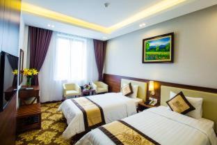 Hoa Binh Hotel | Grand Hotel