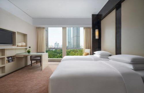 Zhujiang New Town Hotel | Grand Hyatt Guangzhou - Free Shuttle Bus to Canton Fair Complex during Canton Fair period