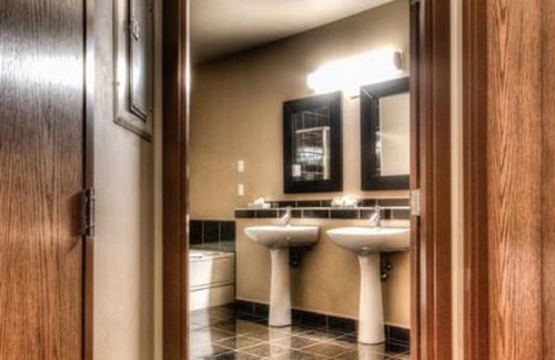 Grande Prairie Apartment | Grand Inn & Residence- Grande Prairie