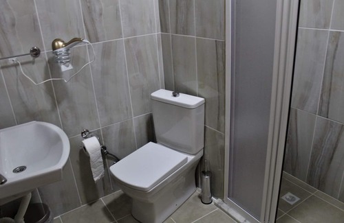 Cinarcik Hotel | Grand Krone Hotel