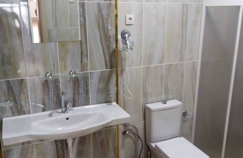 Cinarcik Hotel | Grand Krone Hotel