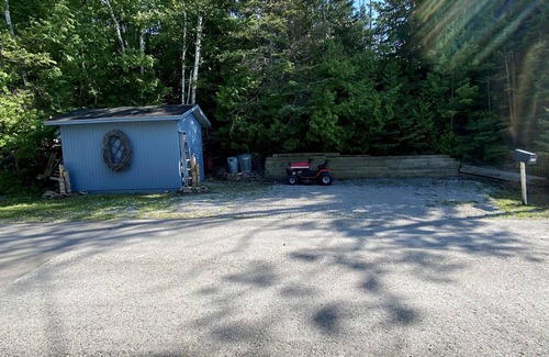 Presque Isle House | Grand Lake Lakehouse