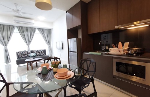 Medini Apartment | Grand Medini DELUXE studio #3 @JB City Homestay