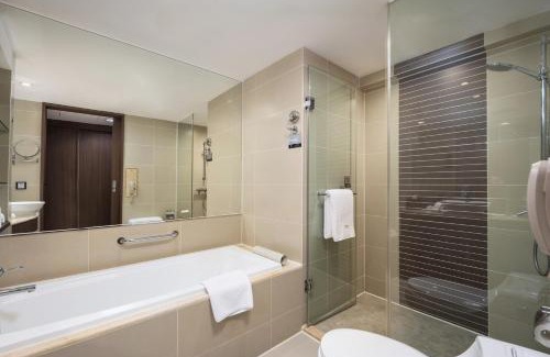 Zhonglou Shangquan Hotel | Grand Noble Hotel Xi’an
