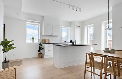 Midtbyen Apartment | Grand Penthouse Suite With Private Rooftop Terrace