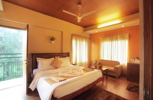 Moolakadai Hotel | Grand Plaza Munnar