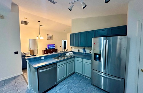 Sandy Ridge House | Grand Premium 5BR Pool Home Near Disney Parks
