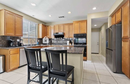 Eastvale House | Grand Retreat on Cari Court #41964