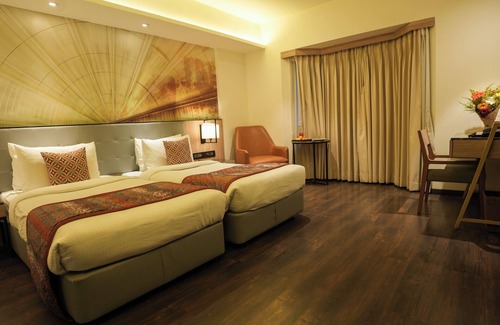 Latur Hotel | Grand Sarovar Portico