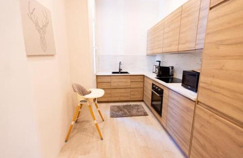 1st Arrondissement Apartment | Grand Standing Appartement
