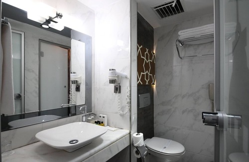 Cihangir Hotel | GRAND STAR HOTEL PREMIUM