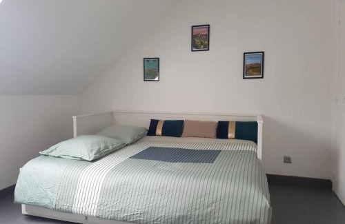 Sancerre Apartment | Grand studio centre historique Sancerre