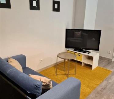 Charpennes - Charmettes Apartment | Grand Studio Lyon Villeurbanne Proche Metro - Wifi