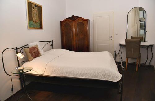 Wieden Apartment | Grand Vienna City Center Apartment