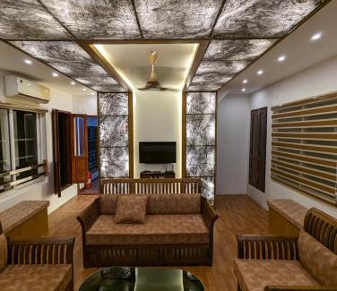Kumarakom Boat Rental | Grand Villa Houseboat
