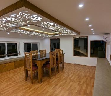 Kumarakom Boat Rental | Grand Villa Houseboat