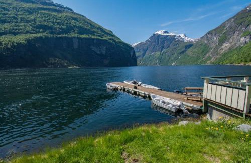 Geiranger Resort | Grande Hytteutleige og Camping