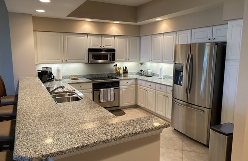 Burnt Store Marina Condo | Grande Isle IV-Luxury Waterfront Condo