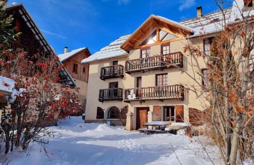 Arvieux House | Grande Maison au pied du Col
