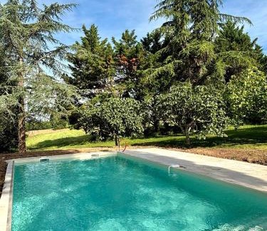 Le Ledat Villa | Grande Maison de famille, 12pers, Piscine privée, Vallée du Lot & Bastides