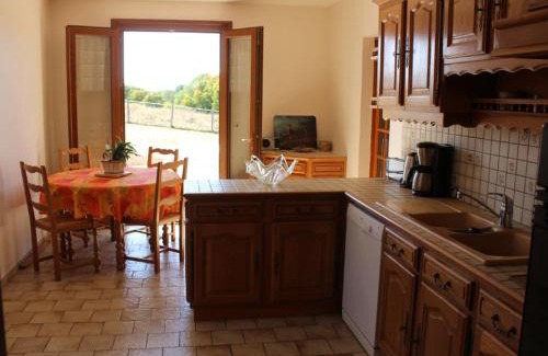 Conflans-sur-Anille House | Grande Maison de Campagne avec Jardin Clôturé, Pétanque et Ping-Pong - Idéale Familles - FR-1-410-182