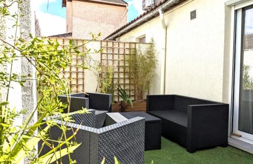Romainville Villa | Grande maison rénovée, 10 pers, métro 7 min, Paris centre 20 min, supermarché 100 m