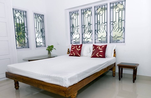 Neyyattinkara Villa | Grandeur Inn Bed & Breakfast, home away from home!