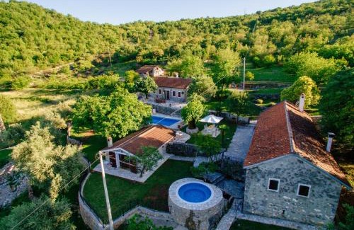 Pricelje Villa | GRANDFATHER'S Secret