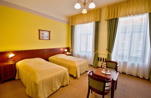 Jihlava Hotel | Grandhotel Garni