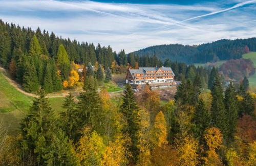 Velke Karlovice Hotel | Grandhotel Tatra